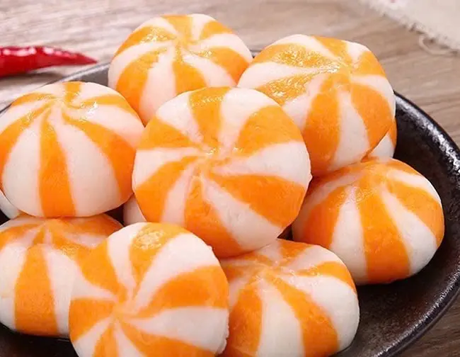 Hình ảnh Bánh bao trứng cá - 1 viên