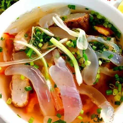 Hình ảnh Bánh canh chả cá sứa