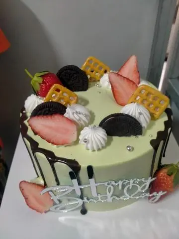 Hình ảnh Bánh kem trái cây sezi 20cm