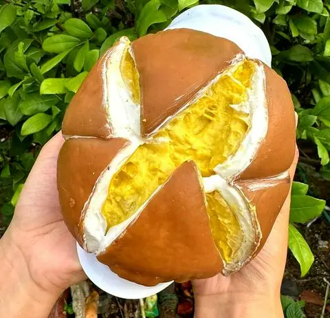 Hình ảnh Bánh Crepe Vị Cà Phê Muối - Size 14cm