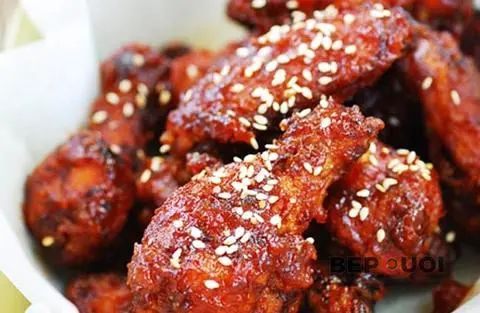 Hình ảnh  gà sốt cay HQ 매운 닭 날개