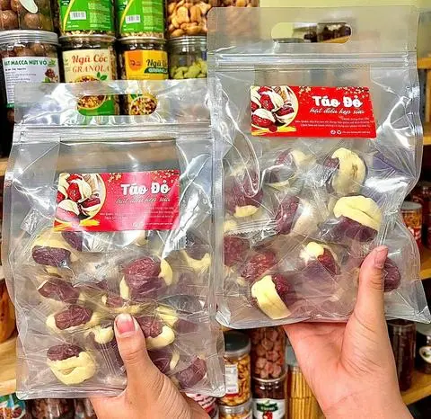 Hình ảnh TÁO KẸP SỮA HẠT ĐIỀU 500Gr (TÚI KIẾNG)