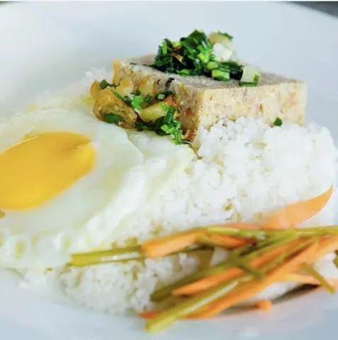 Hình ảnh Cơm Chả Trứng