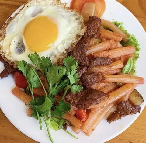 Hình ảnh Nui xào bò trứng