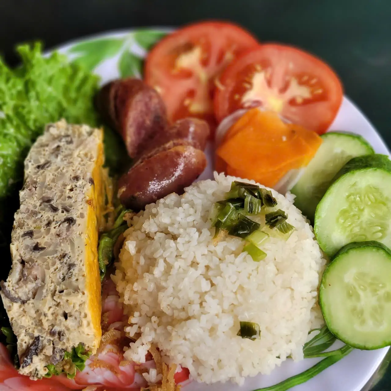 Hình ảnh cơm tấm lạp xưởng - chả hấp 