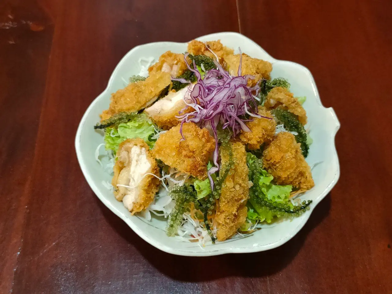 Hình ảnh Sake Furai Sarada ( Cá Hồi Chiên Làm Salad) 