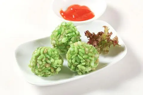 Hình ảnh Chả cá cốm xanh (3 viên)