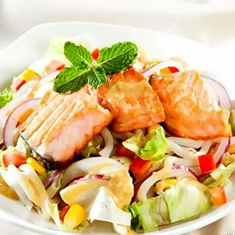 Hình ảnh Salad cá hồi