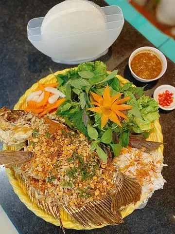Hình ảnh Cá Tai Tượng Chiên Xù