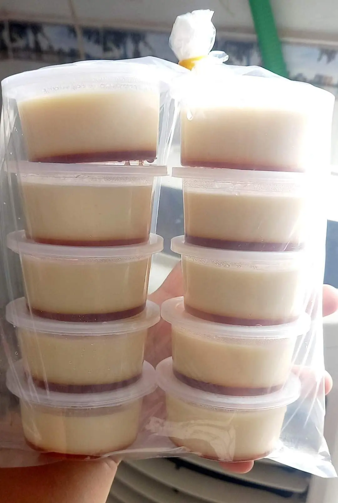 Hình ảnh Bánh Flan 1 lốc ( 10 Hũ)