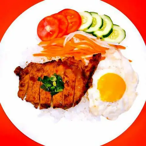 Hình ảnh Cơm tấm sườn ốp la