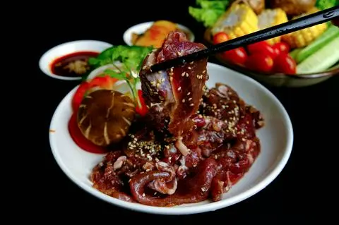 Hình ảnh Thịt nai ướp sẵn chưa nướng
