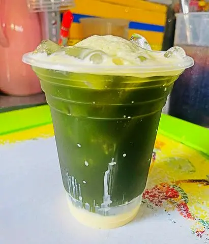 Hình ảnh Rau Má Sữa Đặc Ly Khổng Lồ 800ml