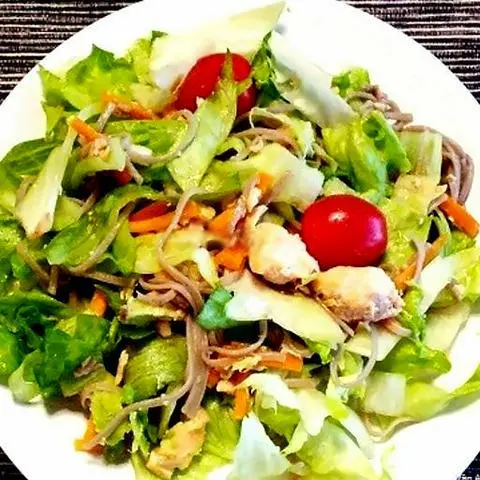 Hình ảnh Salad cá ngừ chua cay