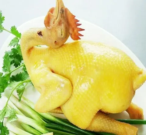 Hình ảnh Gà Cúng Chéo Cánh Tiên
