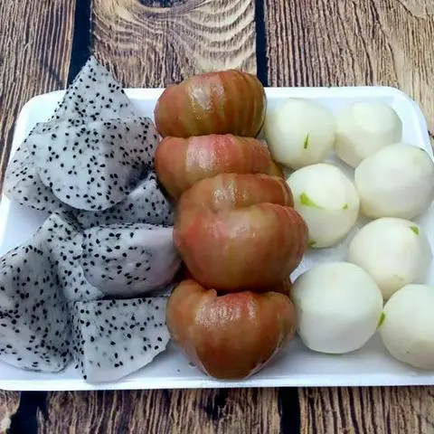 Hình ảnh Thanh Long, Mận, Táo Phan Rang - Hộp 1kg