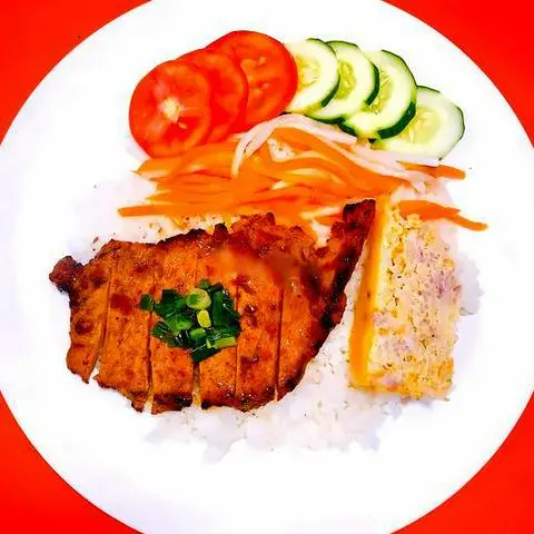 Hình ảnh Cơm tấm sườn chả