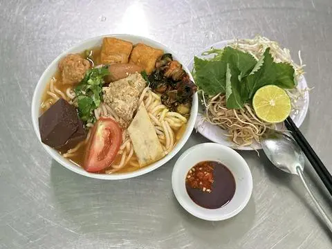 Hình ảnh Canh Bún Cua Ốc
