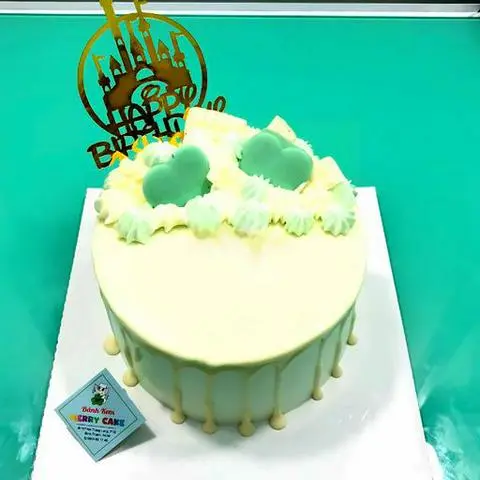 Hình ảnh Bánh kem sữa tươi 16cm