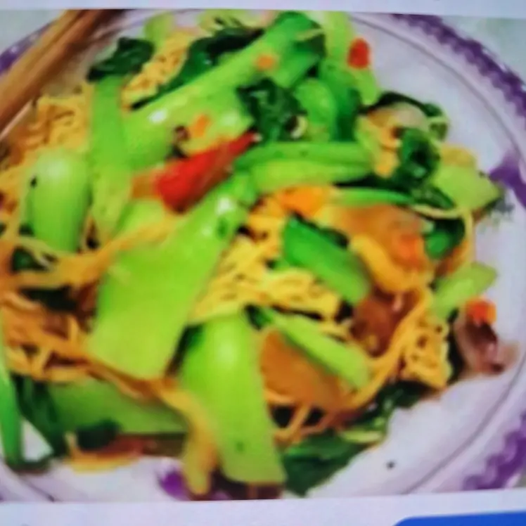 Hình ảnh Mi Gói Xào Rau Cải chay mặn đều dùng được 