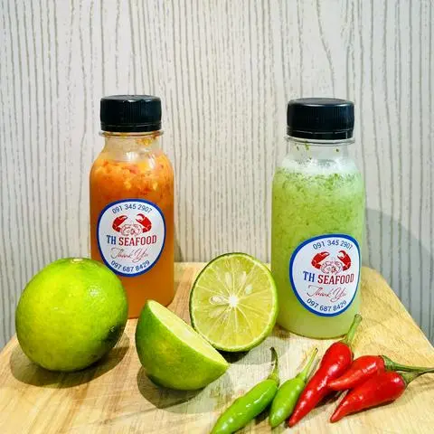 Hình ảnh Combo 2 Chai Muối Ớt Đỏ + Xanh