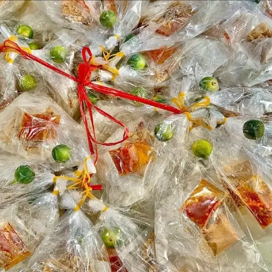 Hình ảnh bánh tráng vò muối tắc 1 bịch 