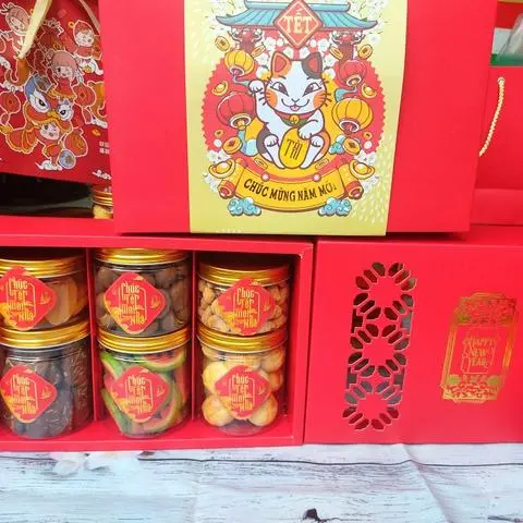 Hình ảnh Set Quà Tết sung túc trọn vẹn 