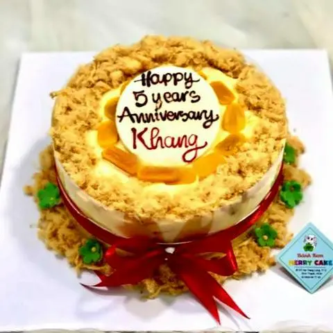 Hình ảnh Bánh sinh nhật trứng muối phô mai 20cm