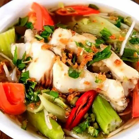 Hình ảnh Cơm canh chua cá hú