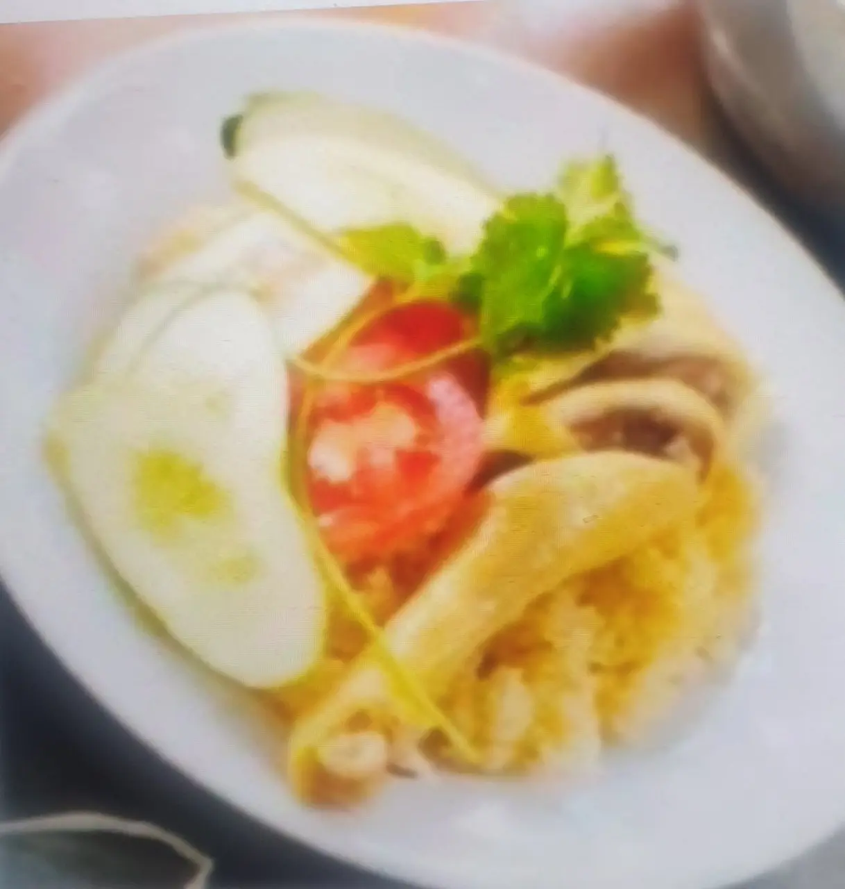 Hình ảnh cơm đùi gà 