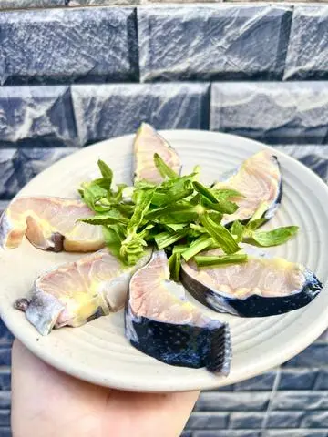 Hình ảnh Cá Tầm thêm 200g