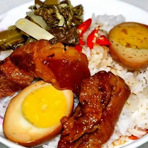 Hình ảnh Cơm thịt kho trứng