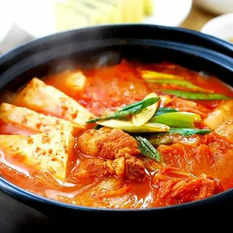 Hình ảnh Canh Kim Chi - Thịt Bò