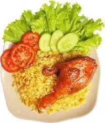 Hình ảnh Cơm chiên đùi gà tỏi xối mỡ sốt mắm tỏi - canh rong biển