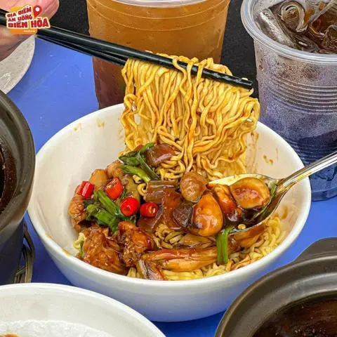 Hình ảnh Mì Ếch 3,5 Con Vị Sả Ớt - Mì Ếch Singapore Hạ Vũ 