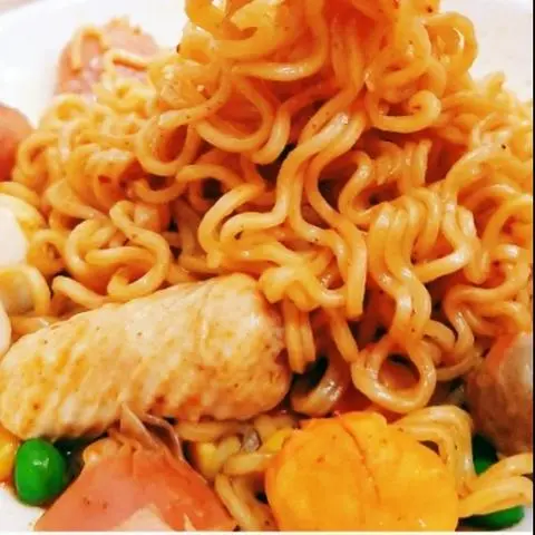 Hình ảnh Mì trộn tóp mỡ da giòn