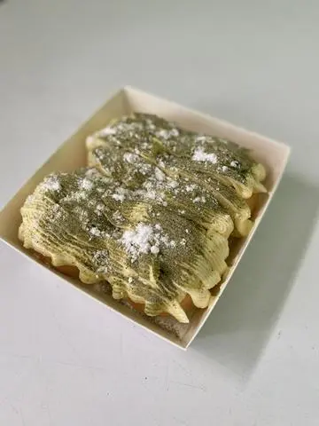 Hình ảnh Bánh mì kem dẻo Thái Lan matcha
