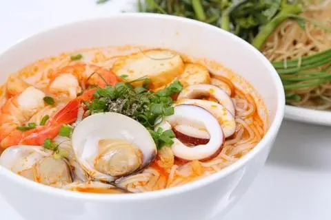 Hình ảnh BÚN THÁI CHẢ CÁ NGON