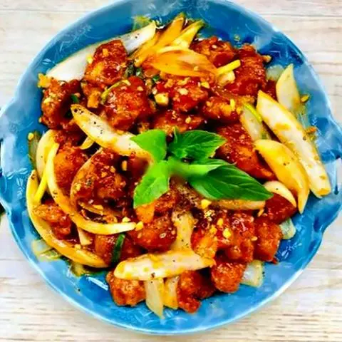 Hình ảnh Sụn gà chiên nước mắm