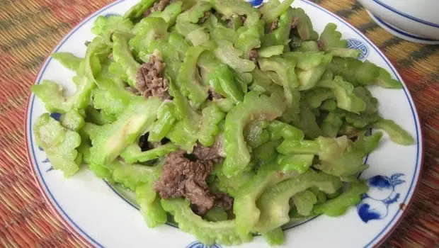 Hình ảnh CƠM KHỔ QUA XÀO THỊT 