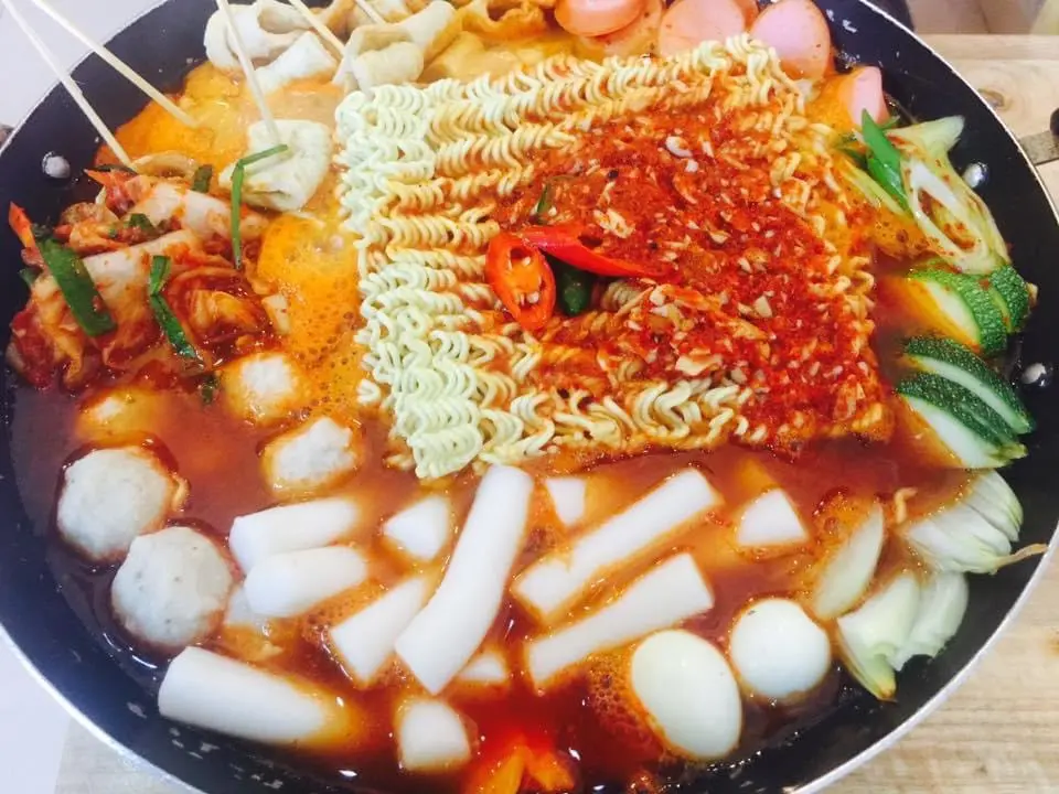 Hình ảnh Lẩu bánh gạo cay Hàn quốc