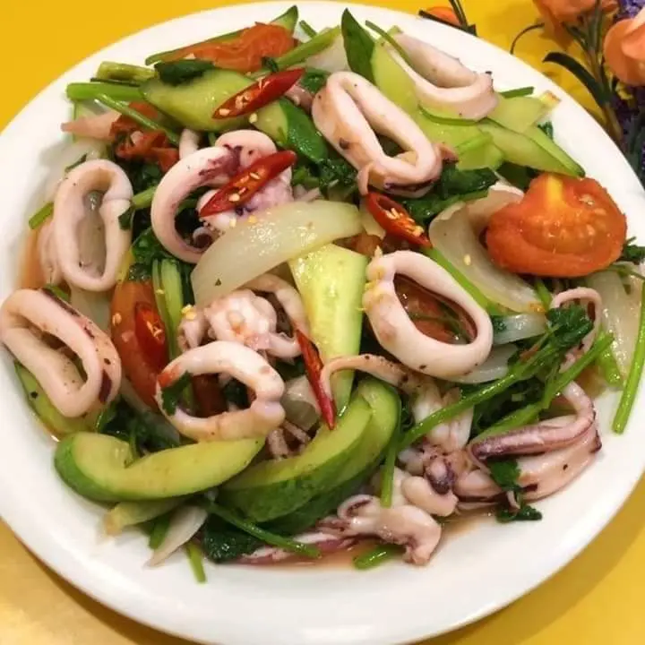 Hình ảnh cơm mực xào 