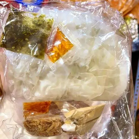 Hình ảnh Bánh tráng lá chuối muối nhuyễn lớn