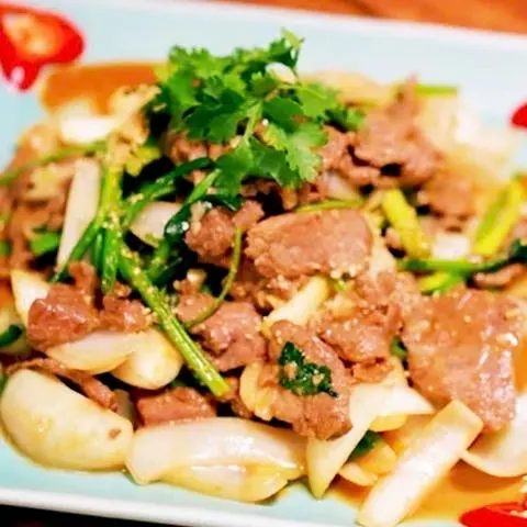 Hình ảnh Bò xào củ hành