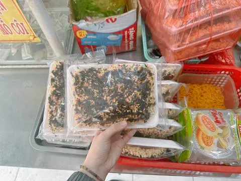 Hình ảnh Cơm cháy rong biển chay