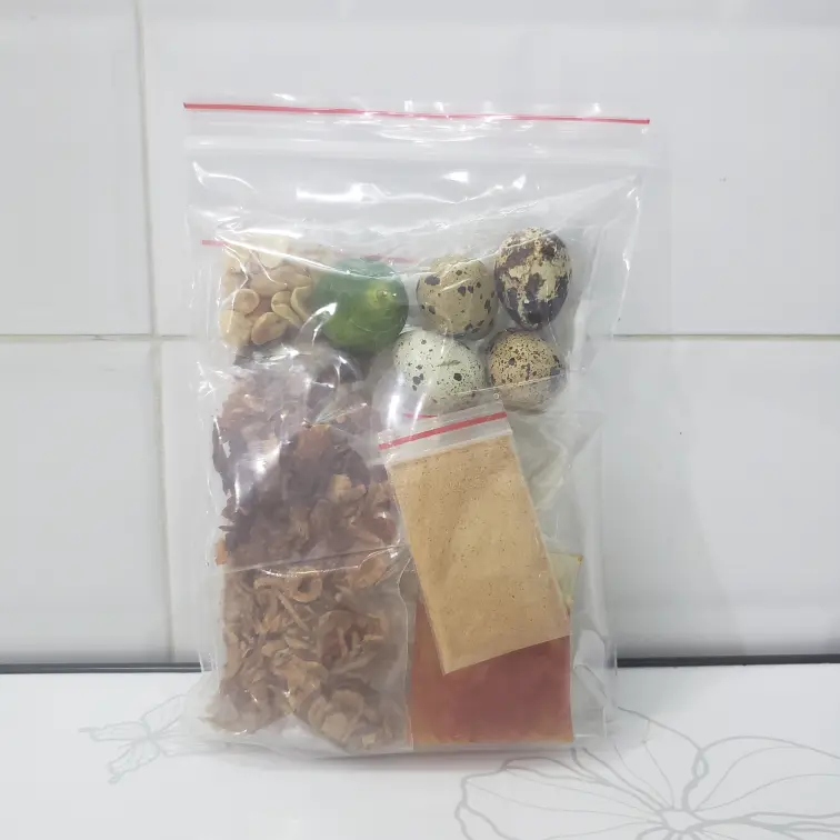 Hình ảnh Bánh tráng thập cẩm - Cay