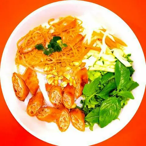 Hình ảnh Bún chả giò bì