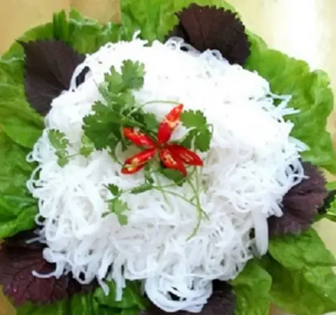 Hình ảnh Bún thêm