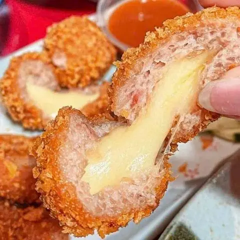 Hình ảnh Viên Nem Chua Phô Mai - 3 viên