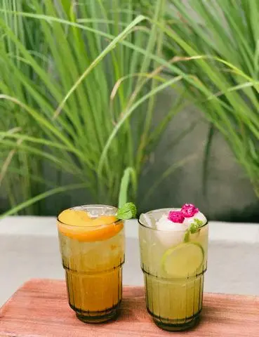Hình ảnh trà vải hoa hồng 